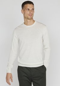 Matinique MARGRATE - Džemperis - off white melange