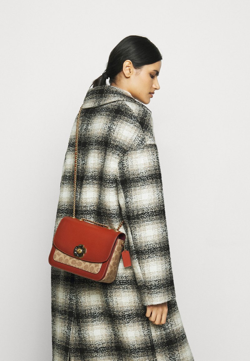 Coach COATED SIGNATURE MADISON SHOULDER BAG Across body bag tan