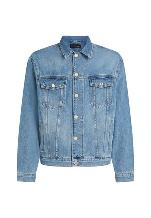 Jachetă din denim de un albastru deschis, având un design clasic, închidere cu nasturi în față, două buzunare pe piept și manșete cu nasturi la mâneci.