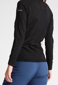 Dare 2B Chaqueta de entrenamiento - black