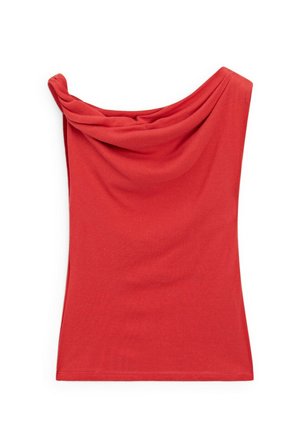 Haut rouge sans manches avec un col drapé, fabriqué en tissu lisse. Présente une silhouette ajustée et une texture douce. Aucun motif ni matériel visible.