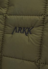 ARKK Copenhagen PADDED SHOPPER UNISEX - Velká kabelka - army