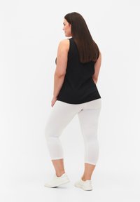 Zizzi 3/4-LENGTH  - Tajice-hlače - bright white