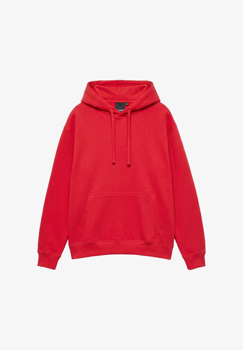 Sweat à capuche rouge à enfiler avec poche kangourou à l'avant et cordons réglables à la capuche, présenté sur fond blanc.
