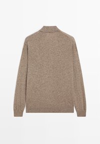 Maglione marrone a maglia con colletto, maniche lunghe e polsini e orlo ribattuti. Tessuto morbido, con un motivo uniforme e vestibilità comoda.