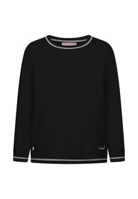 Zwarte sweatshirt met lange mouwen, grijze afwerking op de kraag, manchetten en zoom, met kleine witte geborduurde tekst nabij de rechteronderzijde.