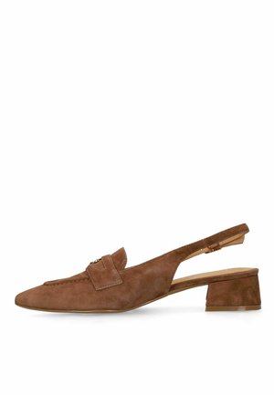 Chaussure pour femme en daim marron avec bride arrière, talon bloc bas et détail métallique décoratif sur la tige.