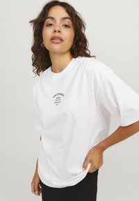 JJXX JXALVA LOOSE PRINT TEE - Osnovna majica kratkih rukava - bright white