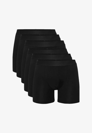Caleçons boxers noirs dans un pack de cinq. Fabriqués en tissu doux avec des ceintures élastiques, offrant un ajustement serré et sans motifs visibles.