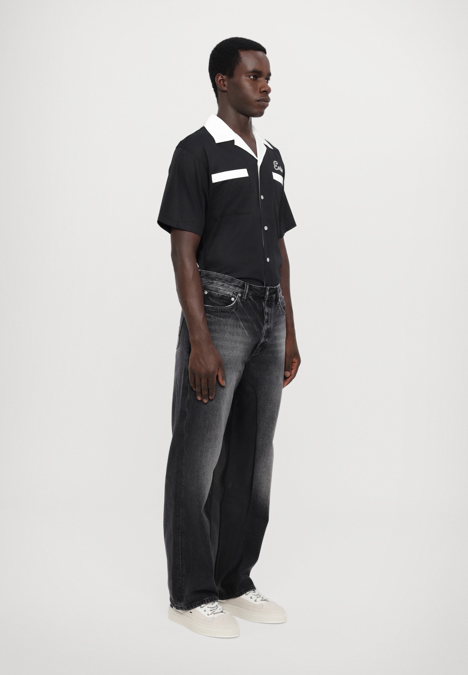 Evisu Relaxed fit jeans - black - Zalando.co.uk