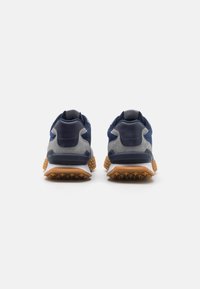 Lacoste L-SPIN DELUXE 224 - Tenisky - navy/dark grey