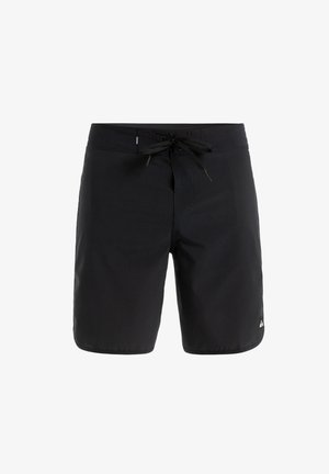 Sorte svømmebukser lavet af letvægtsmateriale, med et struktureret mønster, elastisk talje og snor til justering.