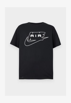 Schwarzes Kurzarm-T-Shirt mit fettem weißen stilisierten „AIR“-Schriftzug und einem Swoosh-Logo über der Brust auf einfachem Hintergrund.