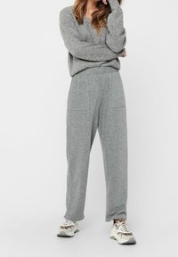 ONLY Sweter