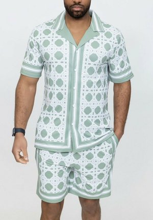 SET - Short - vert