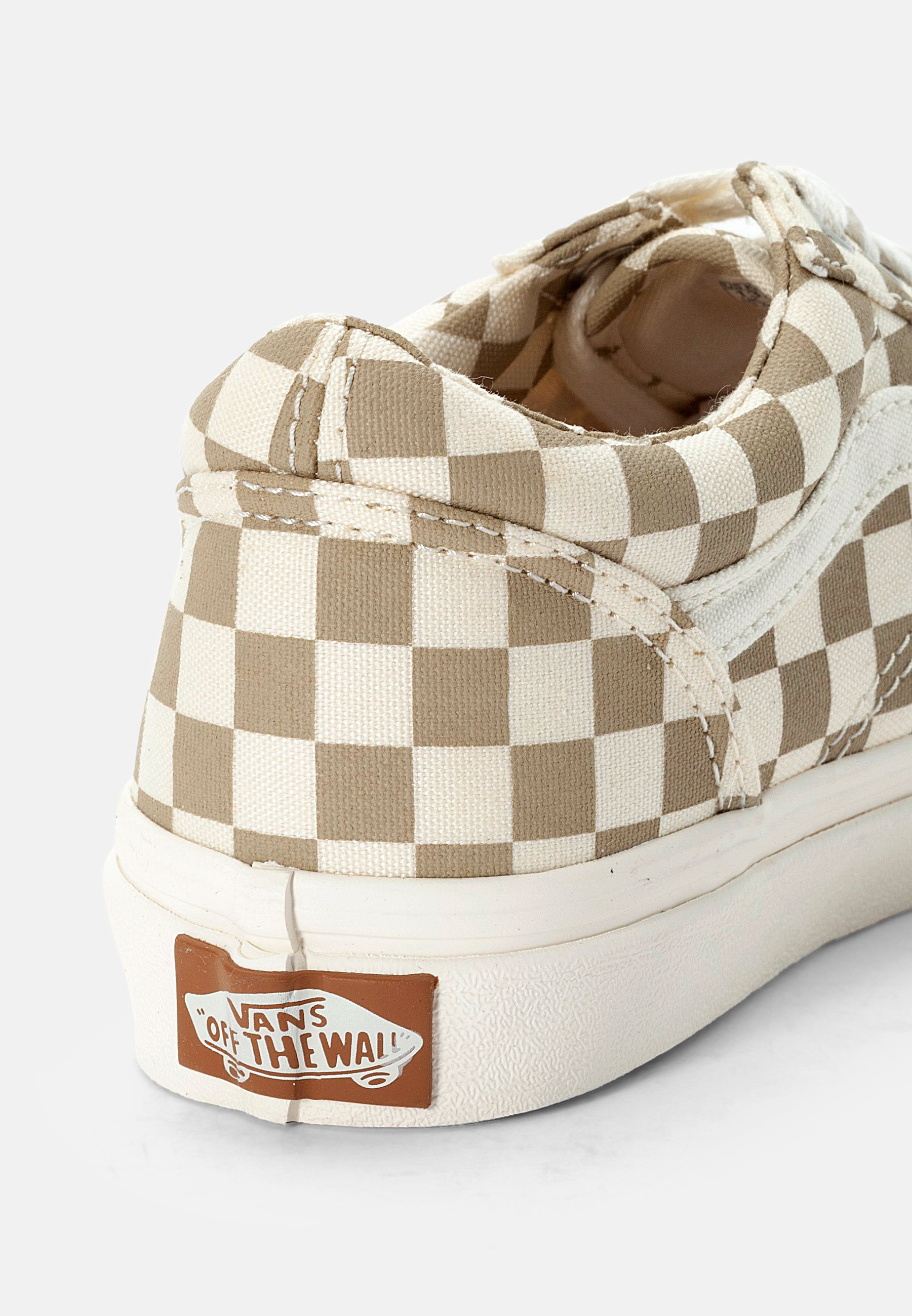 vans cornstalk checkerboard