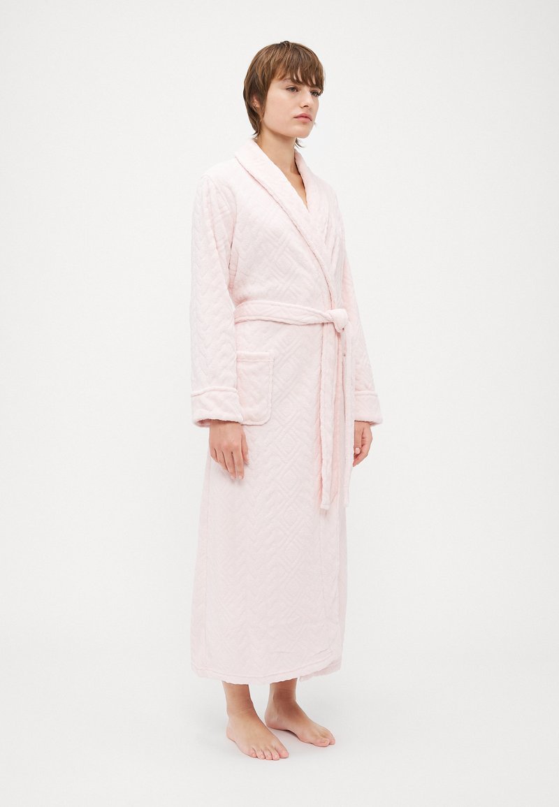 open lace back dress Undercover Women's Coral Fleece Med Dressing Gown 10/12 Pink at Amazon  Women's Clothing store