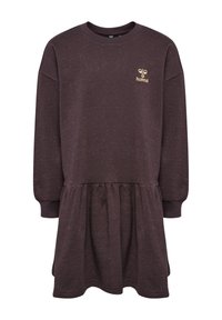 Mörklila långärmad klänning med en volangkjol. Tillverkad av textil med en lätt glans. Har en guldig logotyp på bröstet.