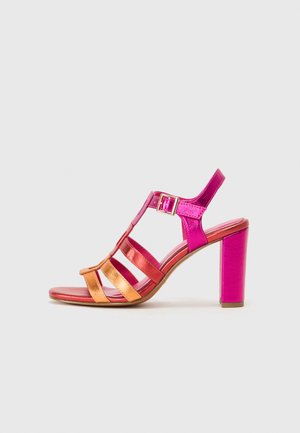 High heeled sandals - pink
