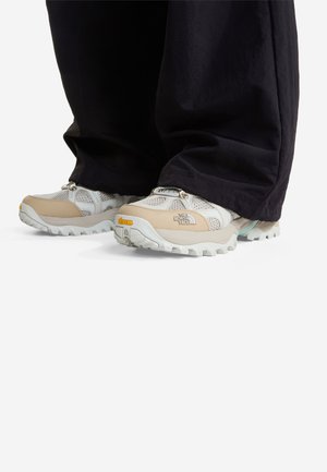 The North Face, HEDGEHOG 06 RVST GORE-TEX. UNISEX - Sneakers - glacier gray pearl ston