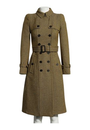 Brauner Fischgrät-Doppelreihiger Trenchcoat mit schwarzen Knöpfen und tailliertem Gürtel, präsentiert auf einer Schaufensterpuppe.