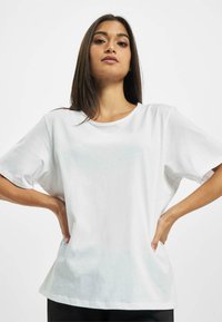 Unausgewählt, white