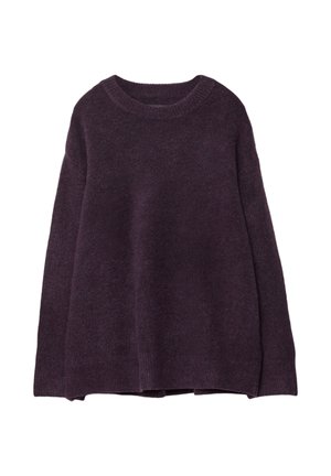 Pullover in lana di un viola scuro con scollatura rotonda e maniche lunghe. Texture morbida, vestibilità leggermente ampia e spacchi laterali all'orlo per maggiore comodità.