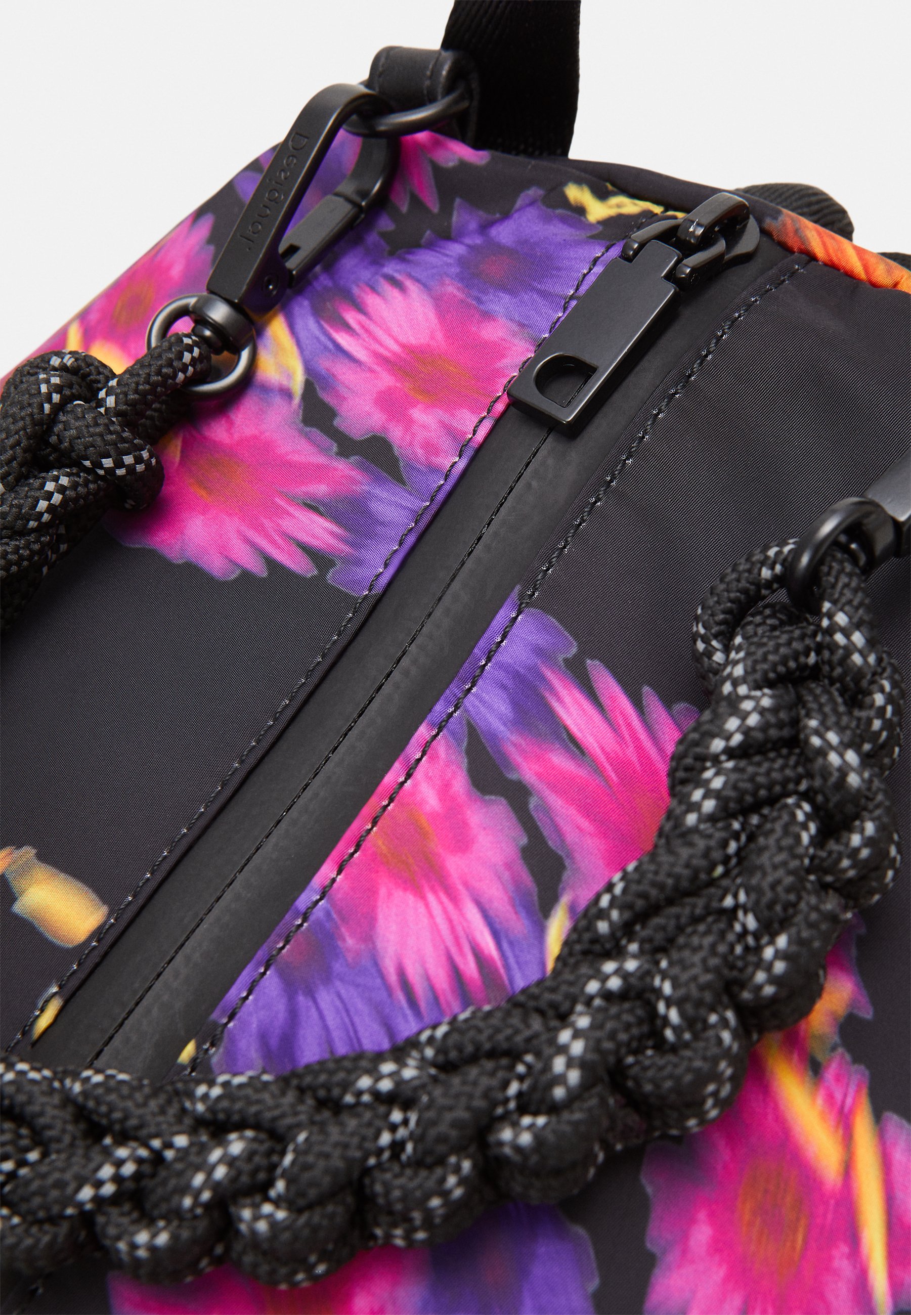 Desigual BACK MISTY FLOWER VIANA - Mochila - black/multi/negro - Zalando.es
