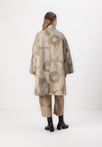 Marimekko ANTEESI UNIKKO - Trenčkot - beige