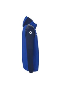 Blaue Jacke mit Kapuze, ausgestattet mit kontrastierenden marineblauen Ärmeln, einem strukturierten Schulterdesign und einem Logo am linken Arm.