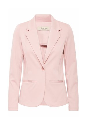 Světle růžový blazer vyrobený z měkké tkaniny. Má klasický klopový límec, zapínání na jeden knoflík, dvě boční kapsy a dlouhé rukávy.