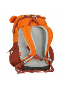 Mochila infantil laranja e cinza com alças em rede, múltiplos compartimentos e acentos divertidos. Possui fivelas ajustáveis e tecido macio.