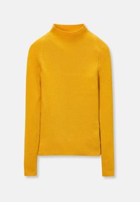 Pull jaune côtelé à manches longues avec col montant et coupe ajustée, présenté à plat sur un fond blanc.