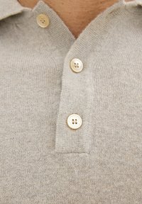 Oscar Jacobson PEPE - Poloshirt - brick beige