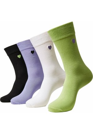 Vier Paar Crew-Socken in Schwarz, Lavendel, Weiß und Grün, jeweils mit einem kleinen Herzmuster am Bund. Weicher, gerippter Textil.