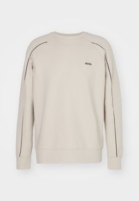 Unselected, light beige