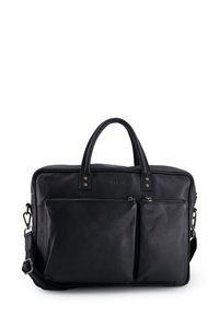 Černá kožená taška na notebook s dvojitými držadly, nastavitelným popruhem přes rameno, přední kapsou na zip a minimalistickým designem. Hladký povrch a stříbrné detaily.