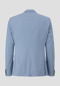 Blazer azzurro chiaro con una trama tessuta, apertura singola sul retro e dettagli neri sui bottoni delle maniche. Forma sartoriale con colletto a risvolto.