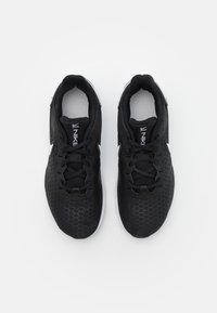 Nike Performance LEGEND ESSENTIAL  - Sapatilha de treino - black/white/pure platinum