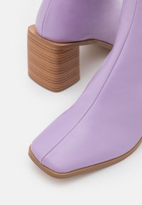RAID BLICK - Botas - lilac