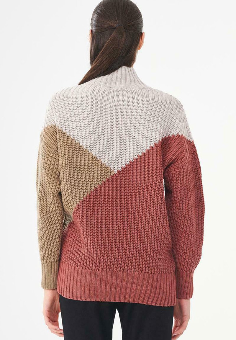 Damen Strickjacken | ORGANICATION COLOR BLOCK Strickpullover ginger stone l.brown/beige - KC97463 Damen Strickjacken | ORGANICATION COLOR BLOCK Strickpullover ginger stone l.brown/beige - KC97463