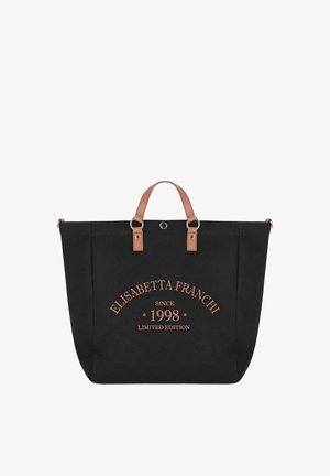 Borsa nera con manici in pelle marrone, con la scritta "Elisabetta Franchi Since 1998 Limited Edition" in marrone sul davanti.