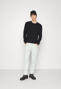 HUGO SAN CEDRIC - Strickpullover - navy
