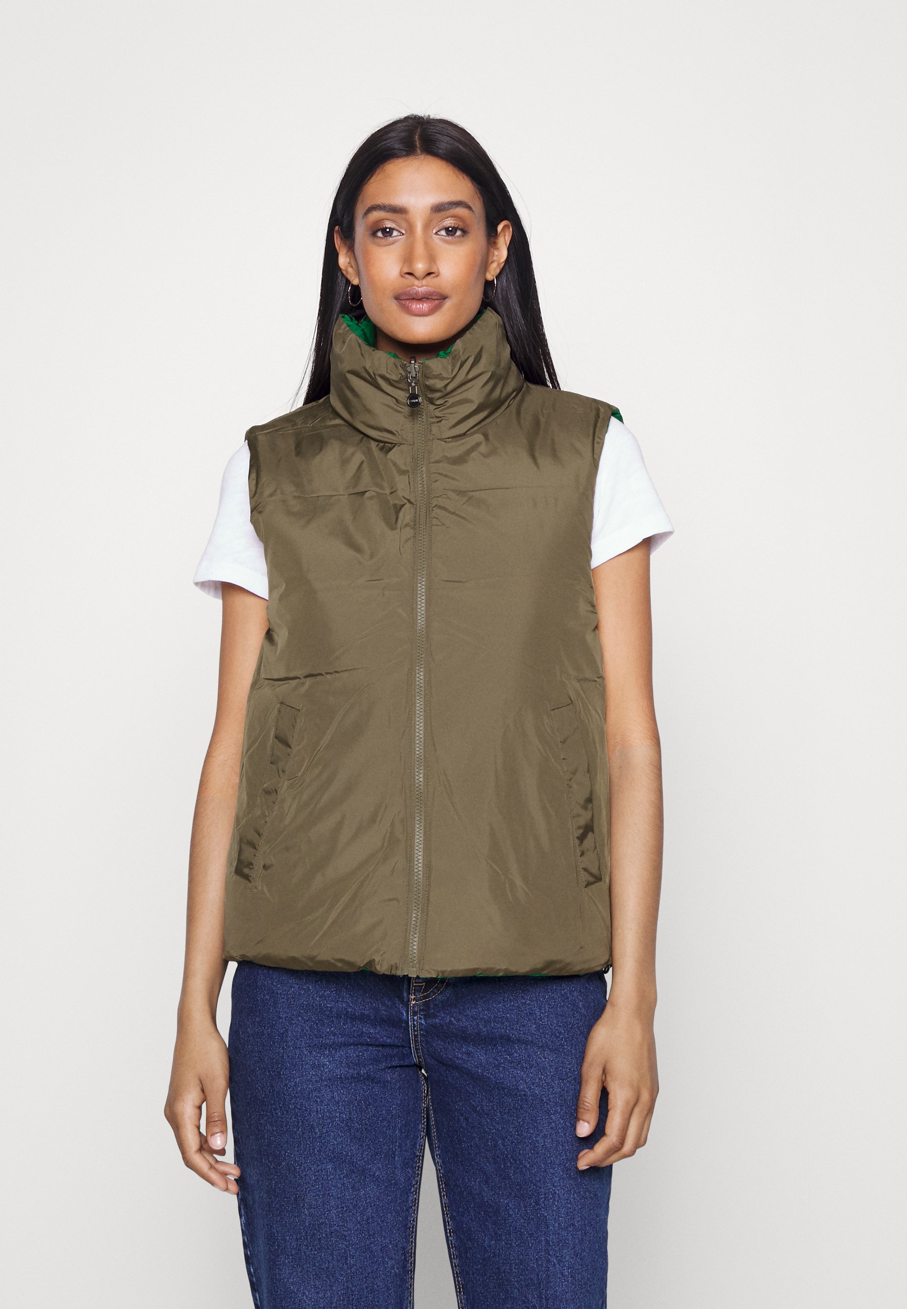 SHINY SOFT - Waistcoat - emerald green 
