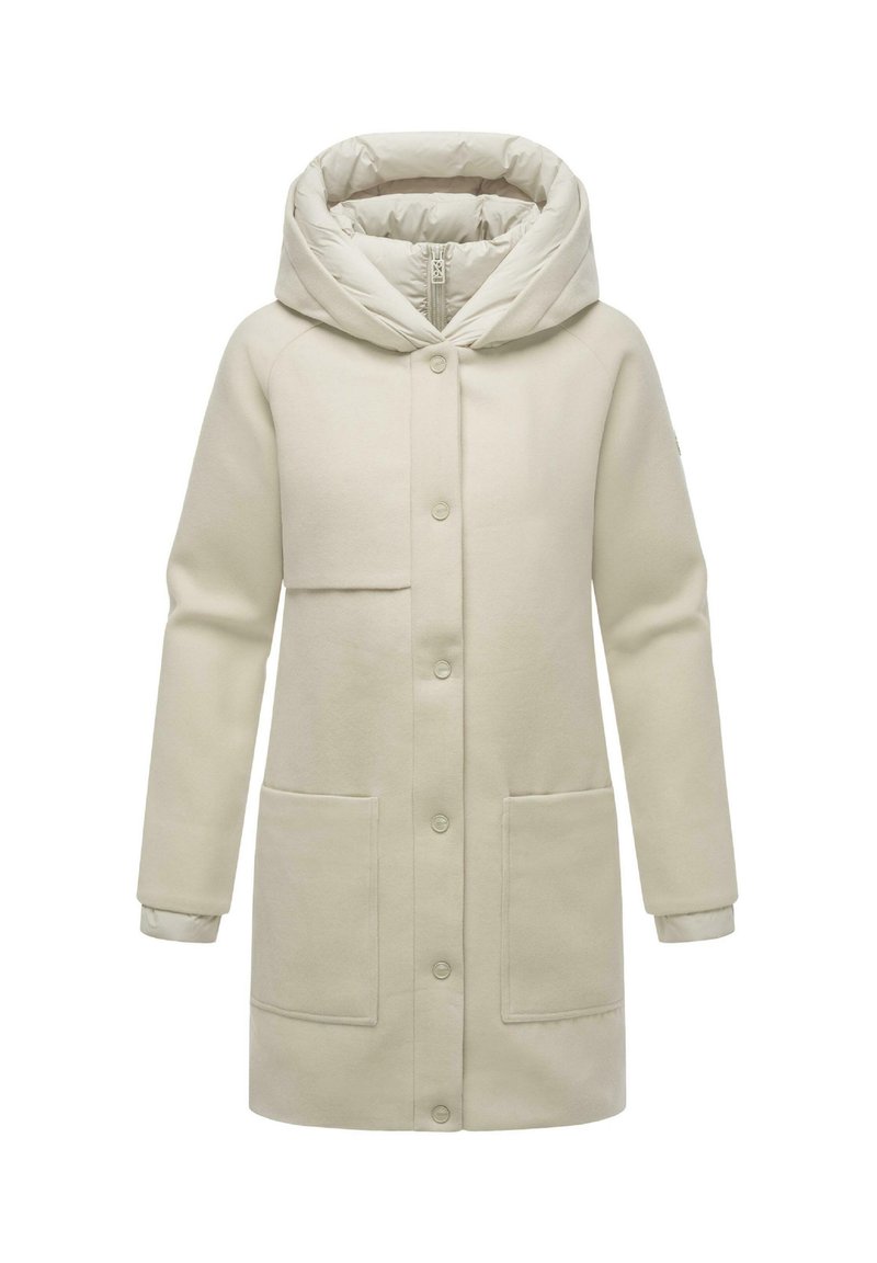 Manteau crème avec une grande capuche rembourrée, des boutons à l'avant, deux poches latérales et un tissu lisse et texturé.