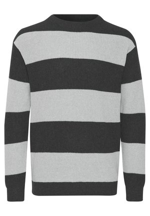 Paitoja tummanharmaasta ja vaaleanharmaasta raidallisesta neuloksesta. Neulottu kangas, pyöreä pääntie, pitkät hihat, resorit hihoissa ja helmassa. Vaakasuorat raidat ovat tasaisesti välimatkaltaan.