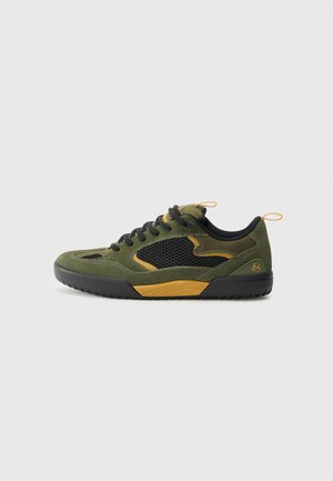és QUATTRO UNISEX - Skate shoes - olive/black