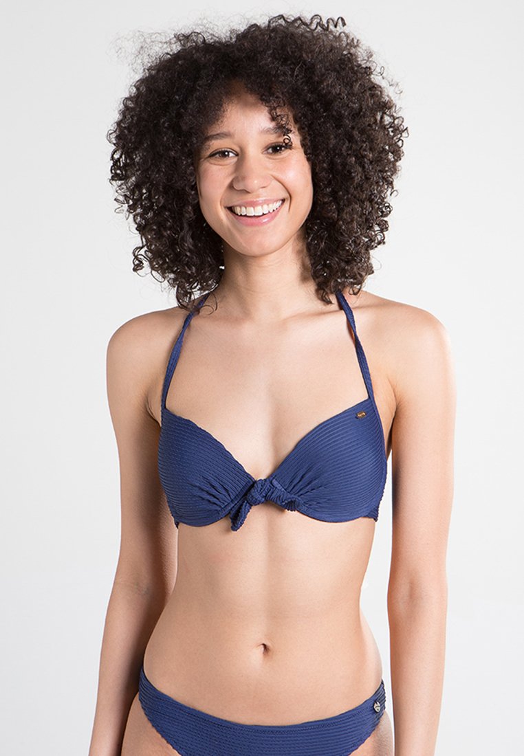 Sutien costum de baie din două piese