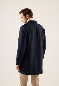 Pier One Abrigo corto - dark blue