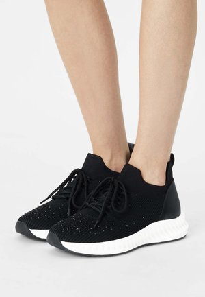 Caprice Sneaker low - black